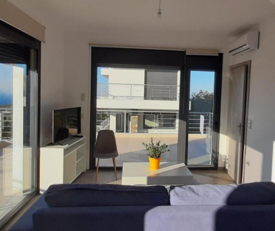Oktonia Apartments-evia